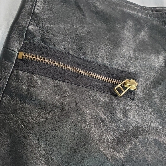 Bod & Christensen Genuine Leather Asymmetrical Zip Mini Black Skirt - Picture 4 of 15